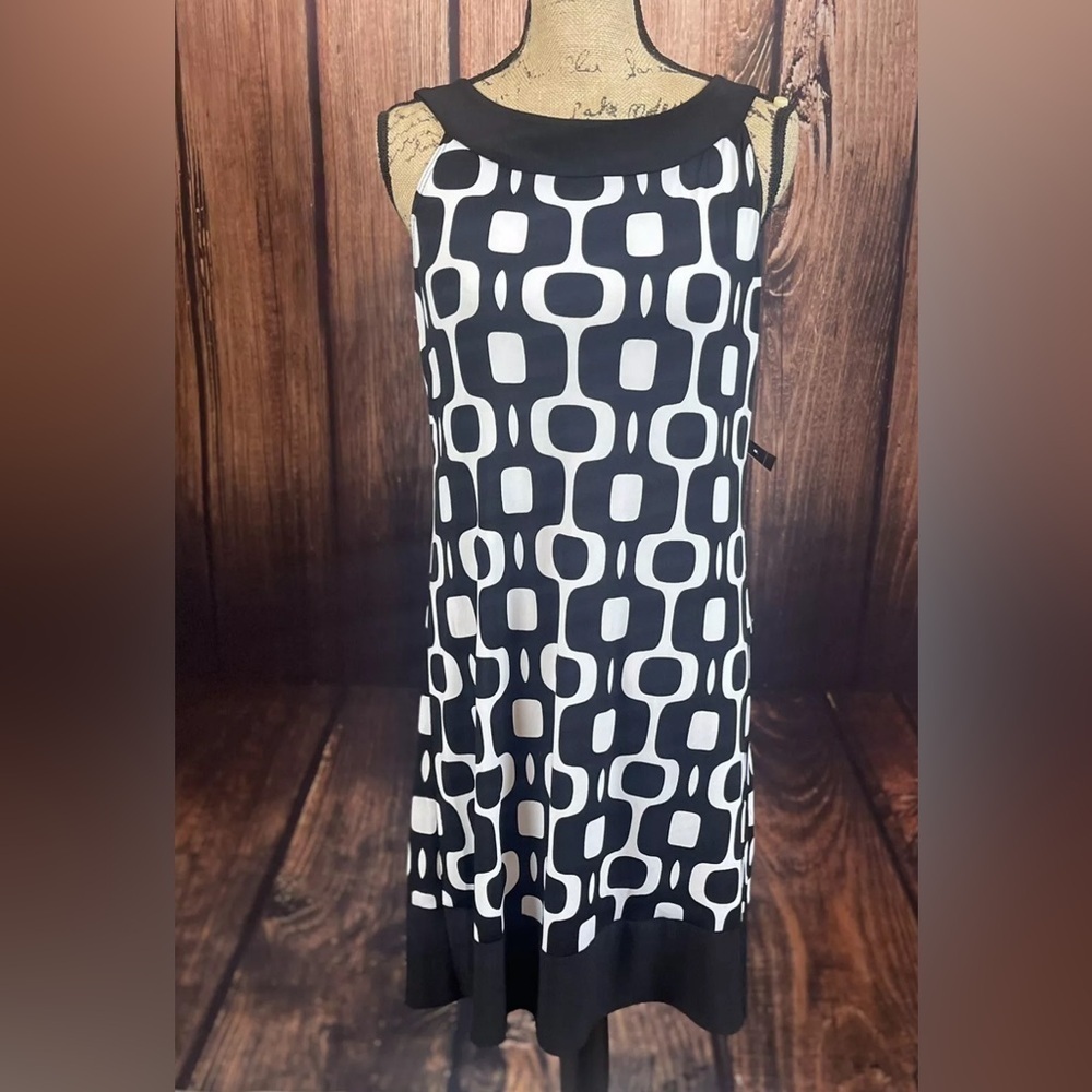 Tiana B black and white dress size medium